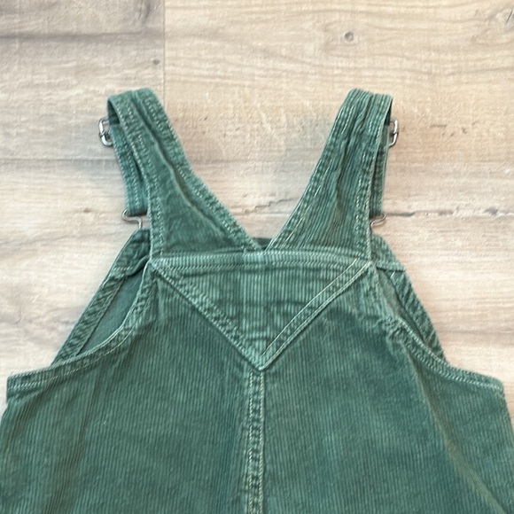 100% cotton Vintage green corduroy Carter’s 4T overalls - Picture 11 of 11